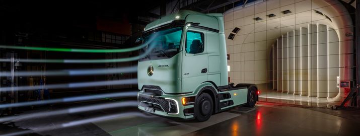 Екстер’єр Mercedes-Benz Actros L з ProCabin